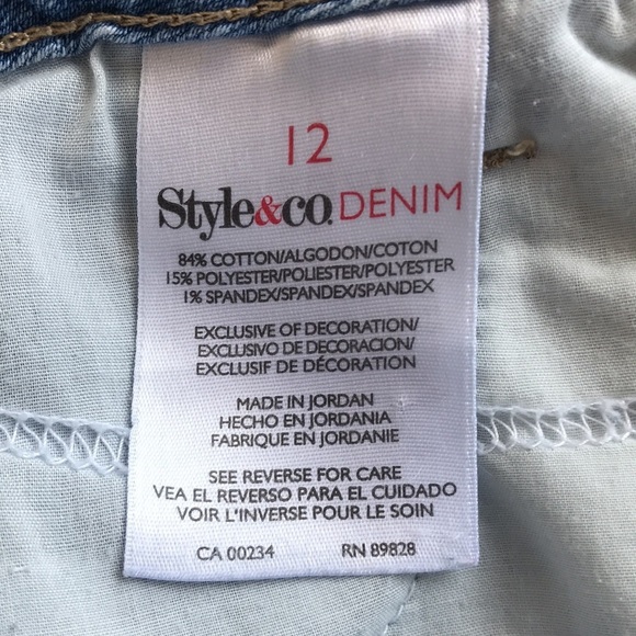 Style & Co. blue denim capris, size 12 - Picture 9 of 10